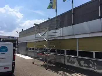 Gevelcoating bij garage ambergen stadskanaal
